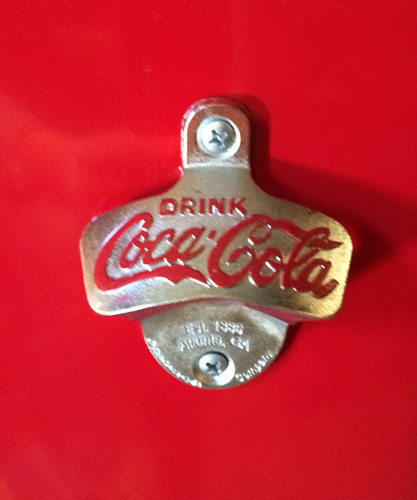Nevera Coca-Cola antigua recuperada